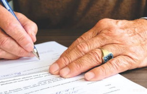 离婚财产分割协议书的法律效力是什么