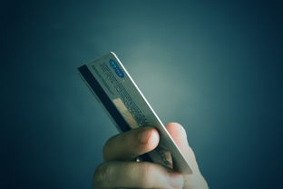 信用卡逾期怎么判定是恶意透支,贷款已逾期怎么办理信用卡